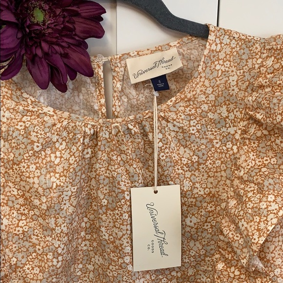 Short Sleeve Puff Sleeve Top W: Ruffle Edge Accent Floral Print Sz SML NEW! FIRM - Picture 2 of 5